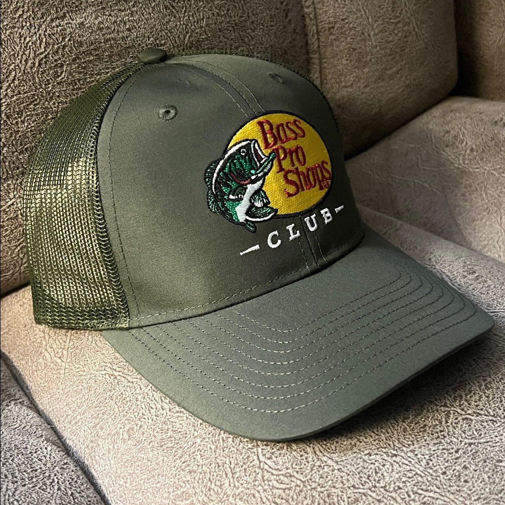 NWOT 🐠 BASS PRO SHOPS DARK GREEN ADJUSTABLE MESH TRUCKER HAT BASEBALL CAP Unisex - Picture 4 of 9